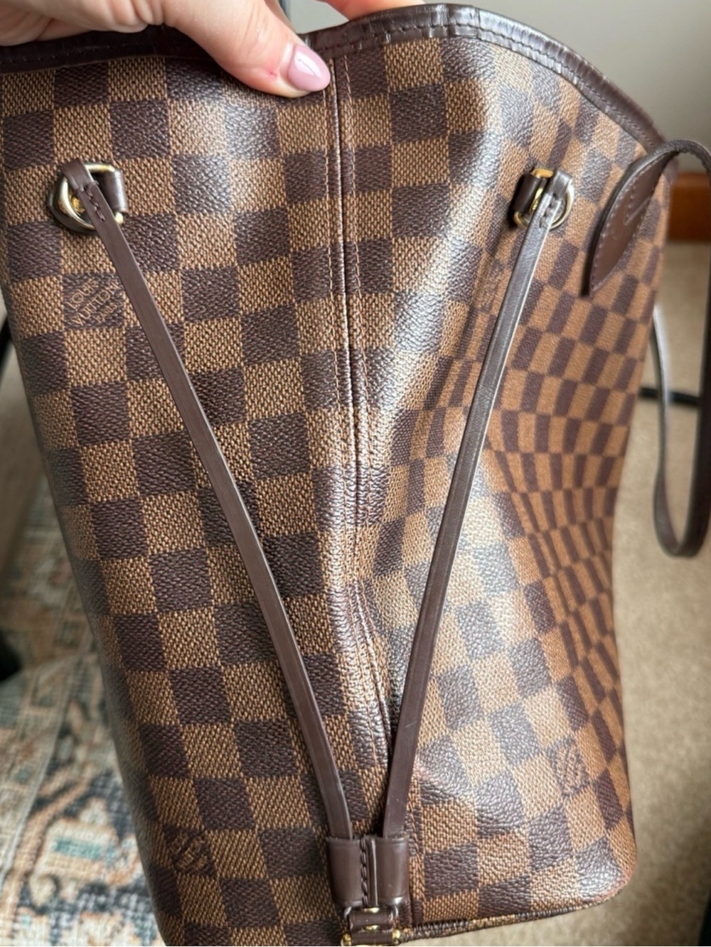 Louis Vuitton Neverfull MM Damier Ebene with Cherry interior. Includes pouch - Picture 2 of 10